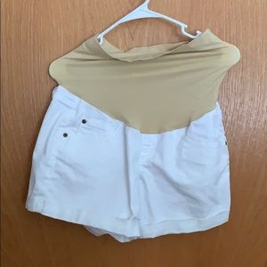 Maternity shorts
